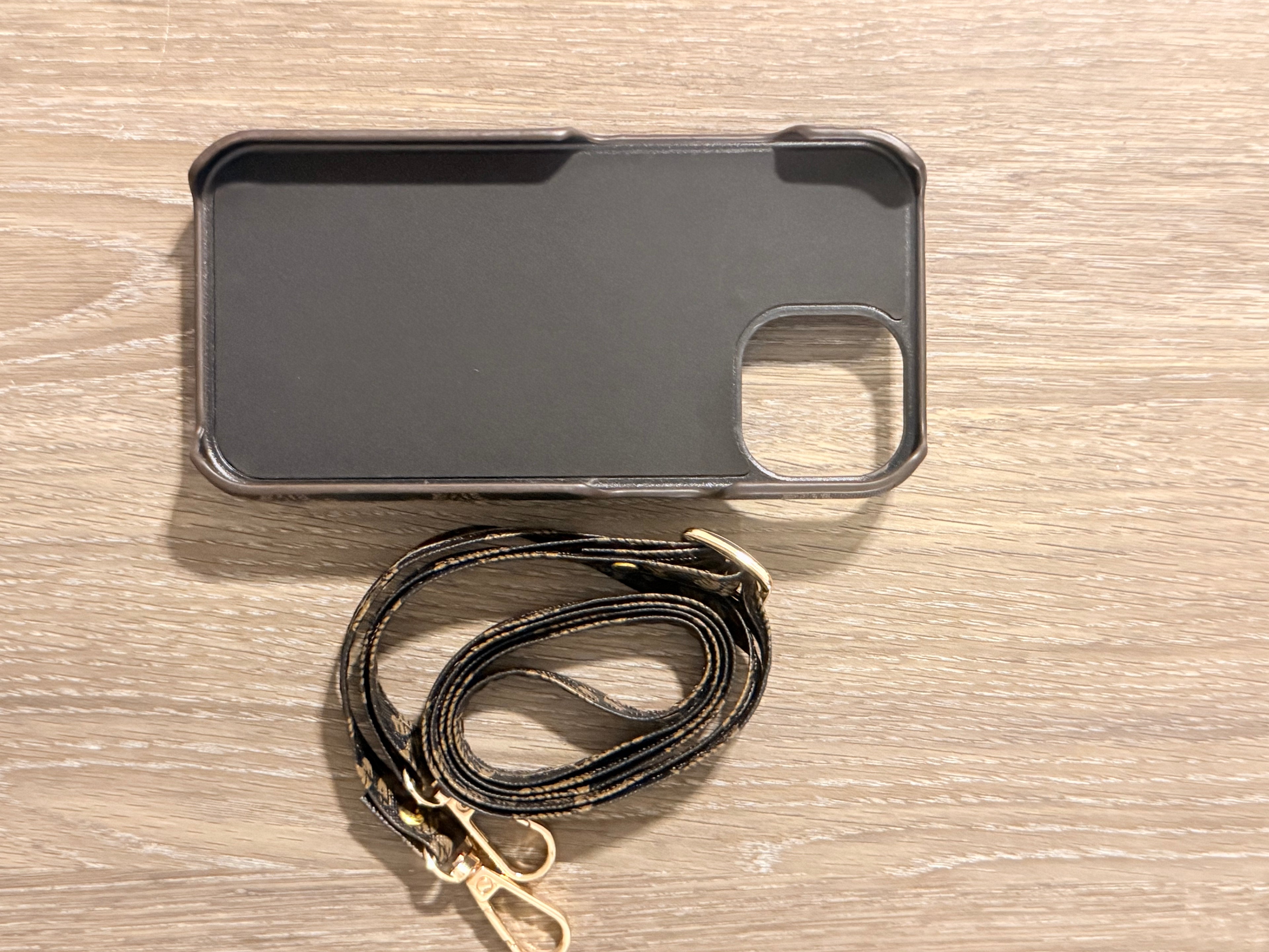 CELINE DIONE IPHONE CASE WITH STRAP FITS IPHONE 13-15