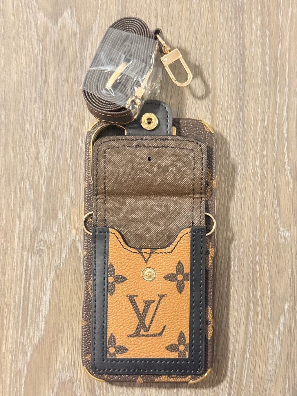 LOUIS VUITTON IPHONE CASE FITS IPHONE 16-17