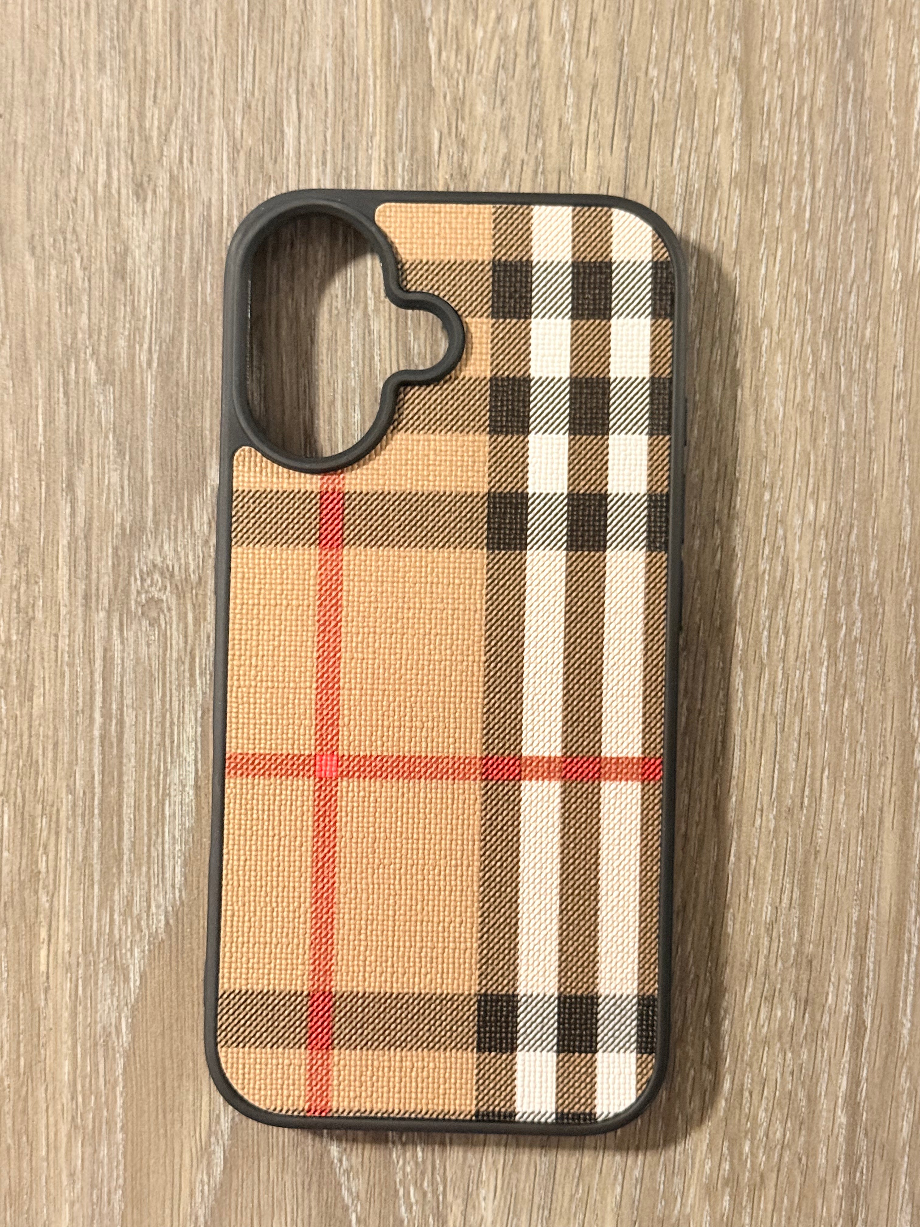 BURBERRY IPHONE CASE FITS IPHONE 16-17