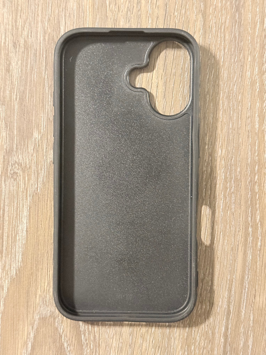 BURBERRY IPHONE CASE FITS IPHONE 16-17