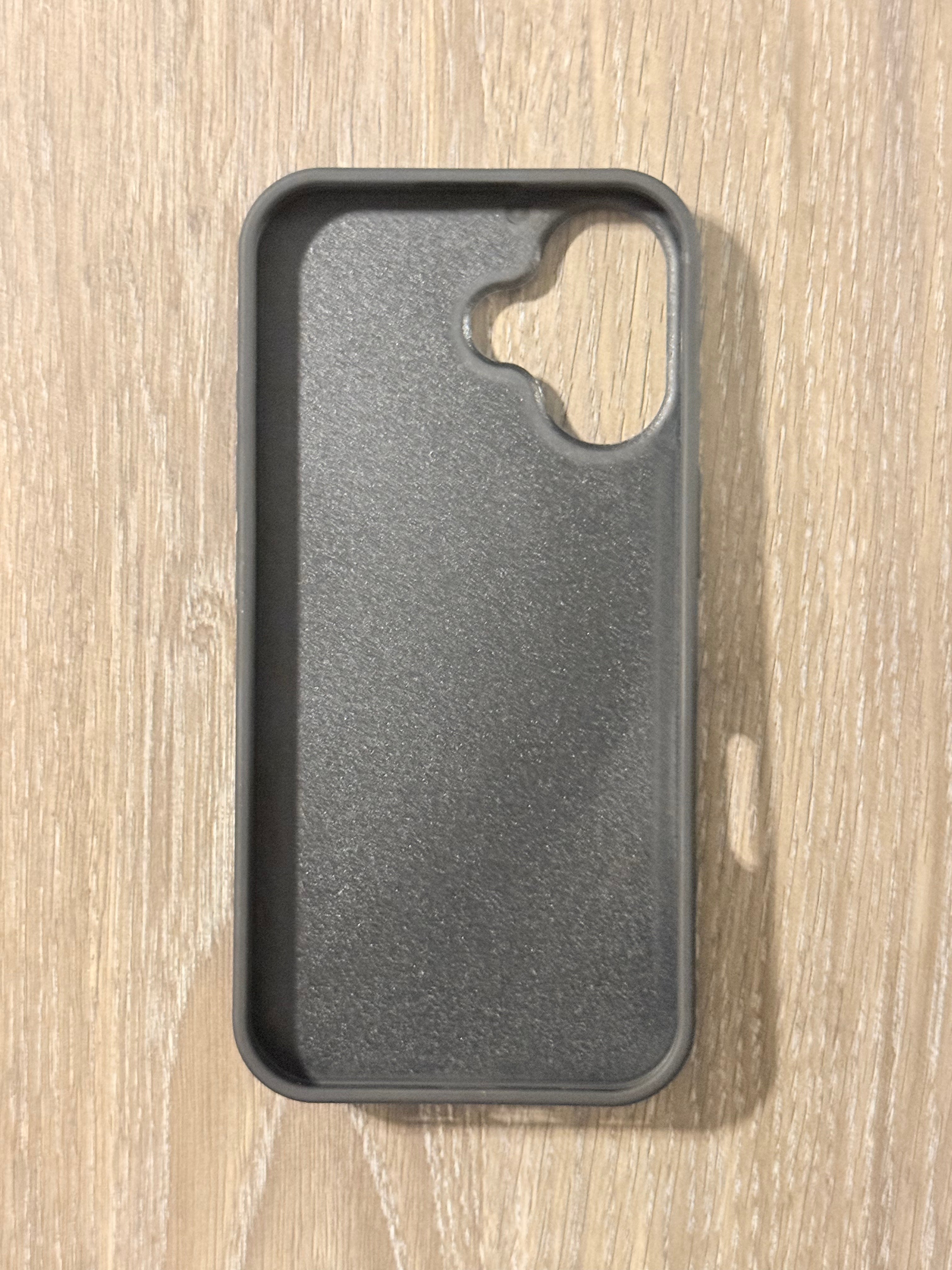 MICHAEL KORS IPHONE CASE FITS IPHONE 16-17