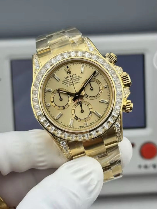 ROLEX COSMOGRAPH Daytona Chronograph Automatic Chronometer Moissanite Gold Diamond Watch