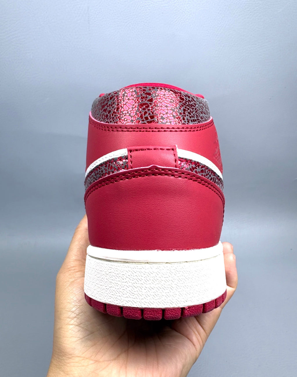 AJ1 AIR JORDAN 1 HIGH (WOMEN)