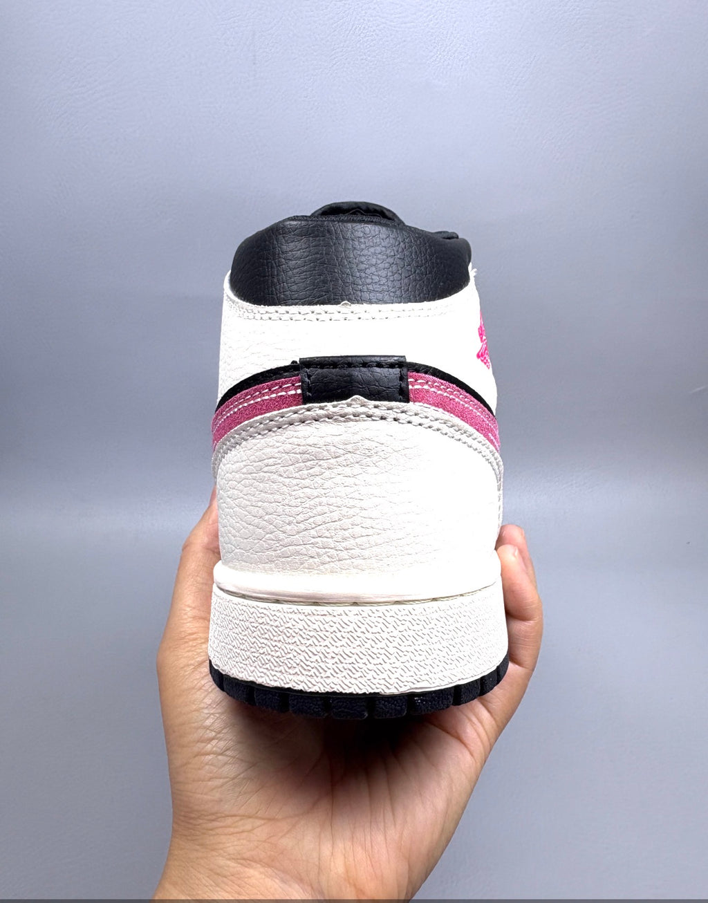 AJ1 AIR JORDAN 1 HIGH (WOMEN)