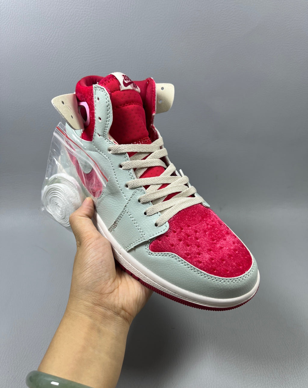 AJ1 AIR JORDAN 1 HIGH (WOMEN)