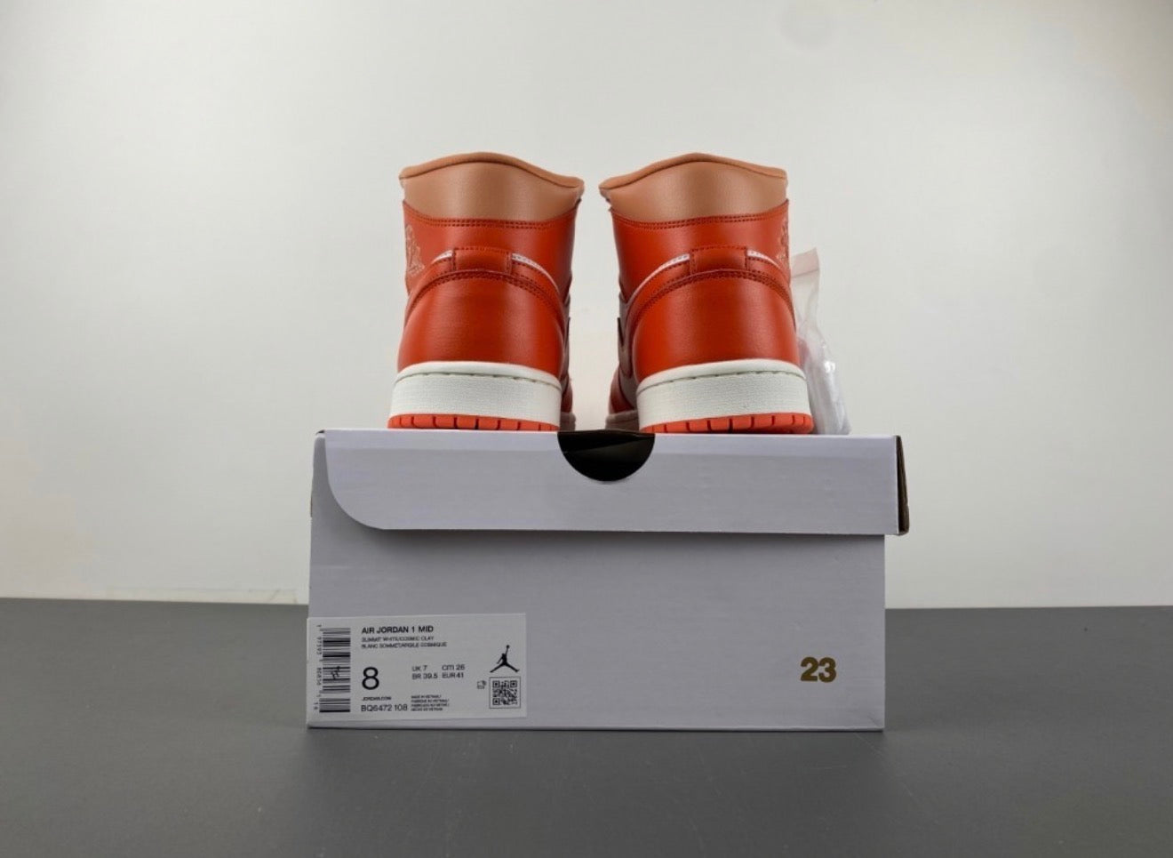 AJ1 AIR JORDAN 1 HIGH (WOMEN)