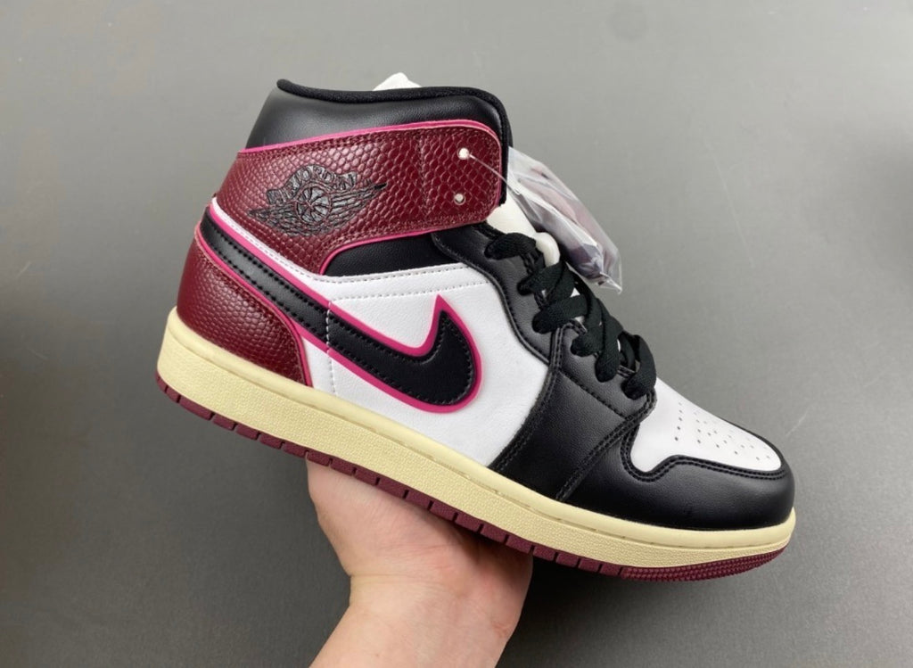 AJ1 AIR JORDAN 1 HIGH (WOMEN)