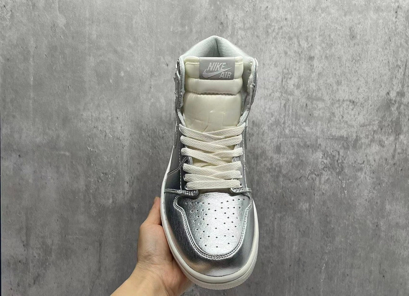 AJ1 AIR JORDAN 1 HIGH (WOMEN)
