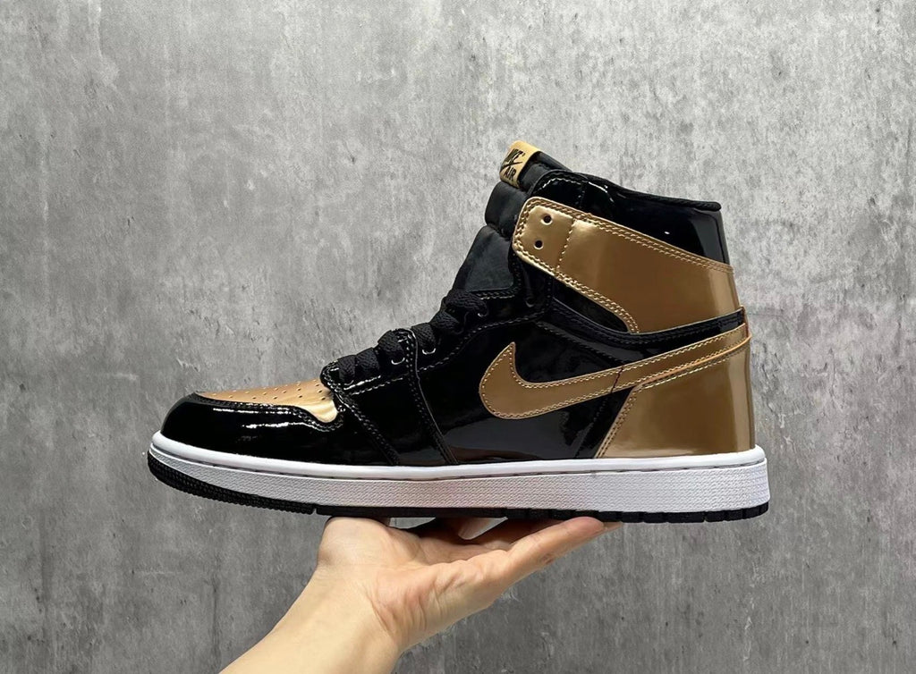 AJ1 AIR JORDAN 1 HIGH (WOMEN)