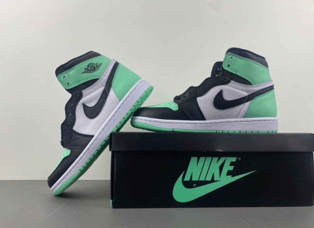 AJ1 AIR JORDAN 1 HIGH (WOMEN)