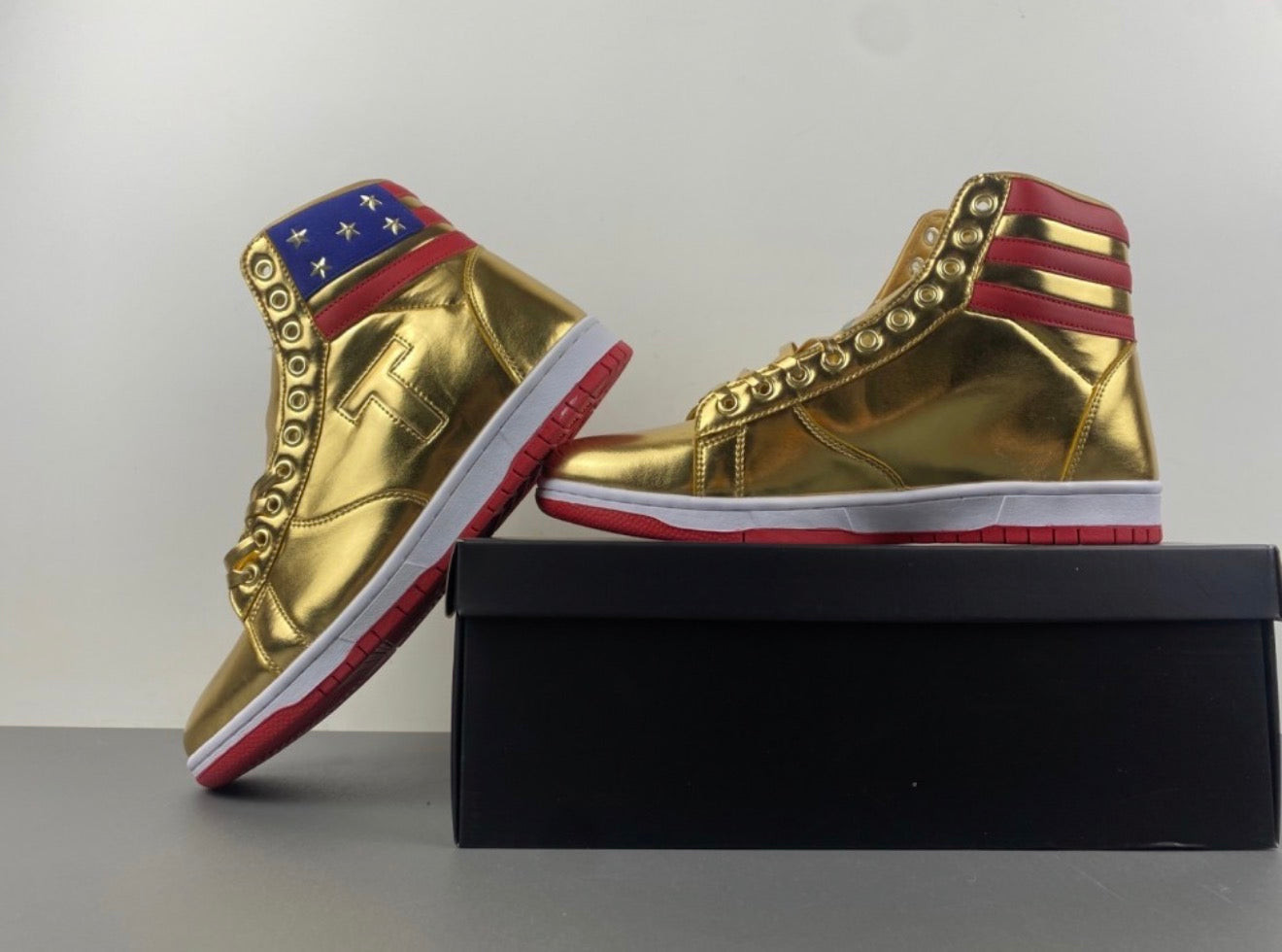 AJ1 AIR JORDAN 1 HIGH (WOMEN)