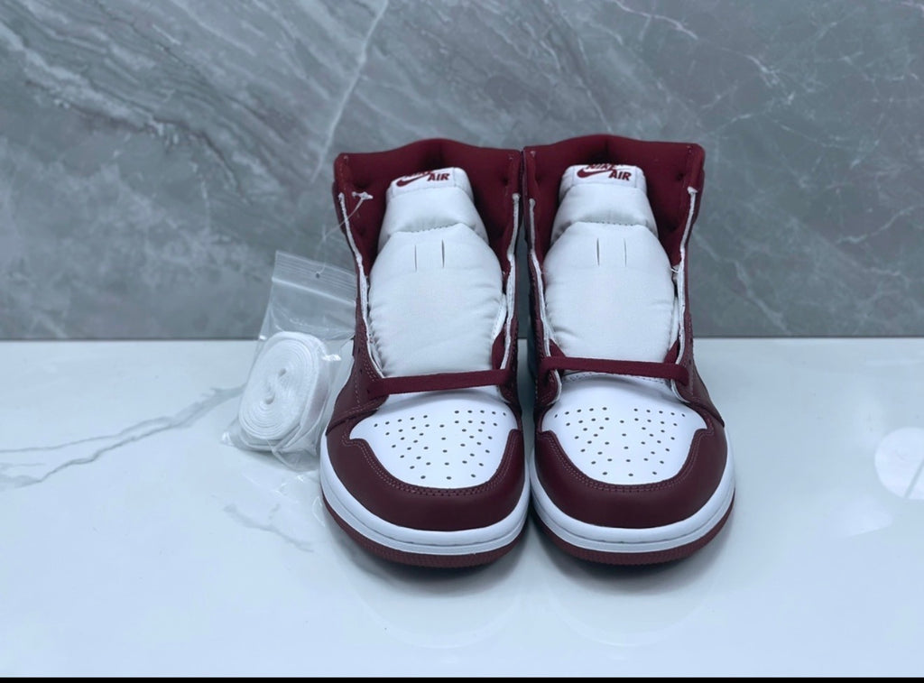 AJ1 AIR JORDAN 1 HIGH (WOMEN)