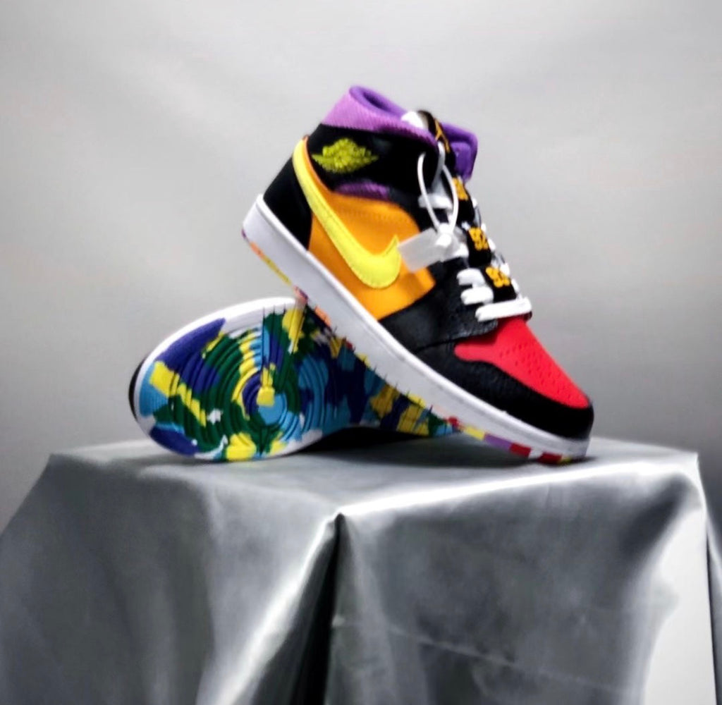 AJ1 AIR JORDAN 1 HIGH (WOMEN)