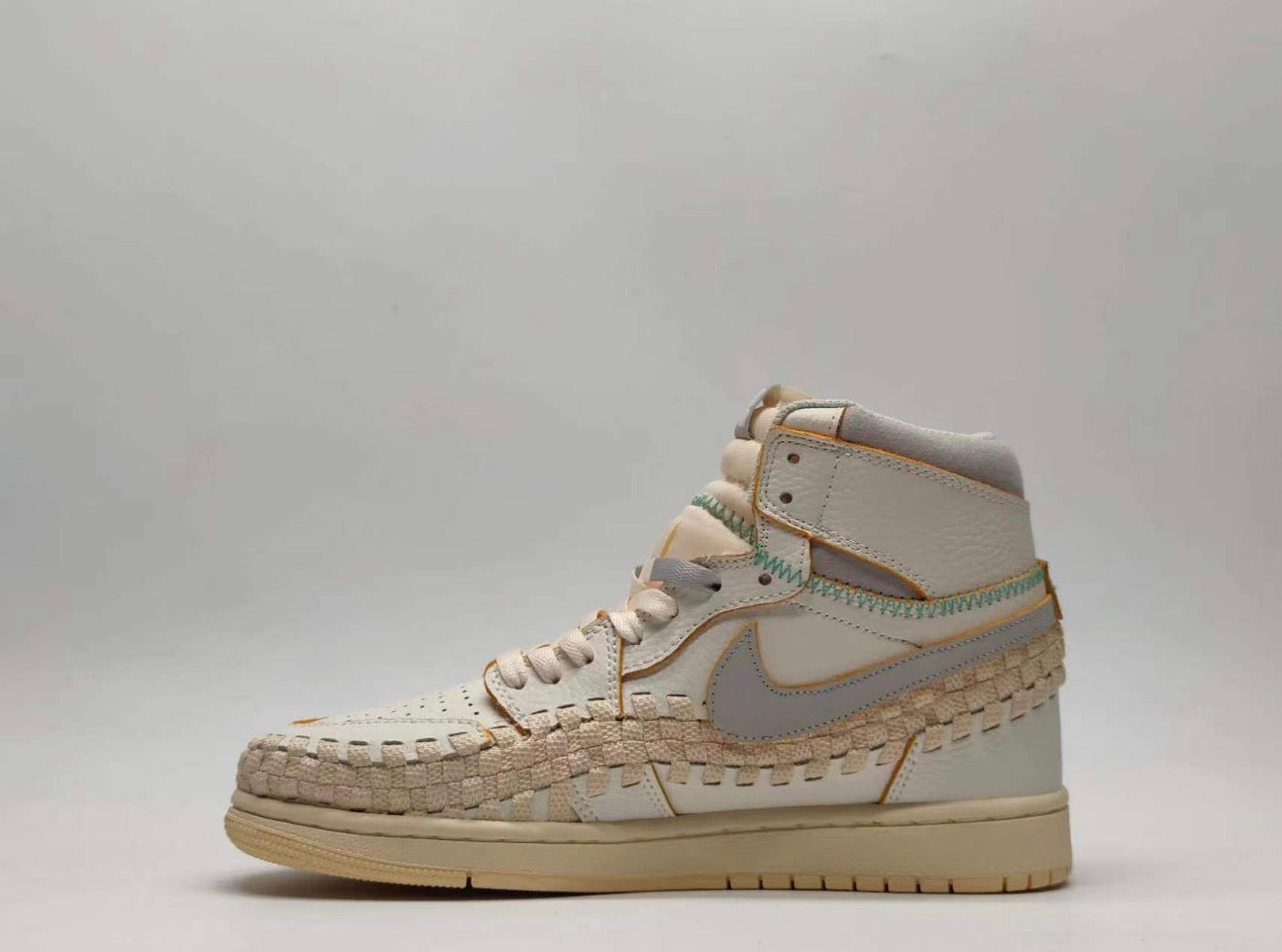 AJ1 AIR JORDAN 1 HIGH (WOMEN)