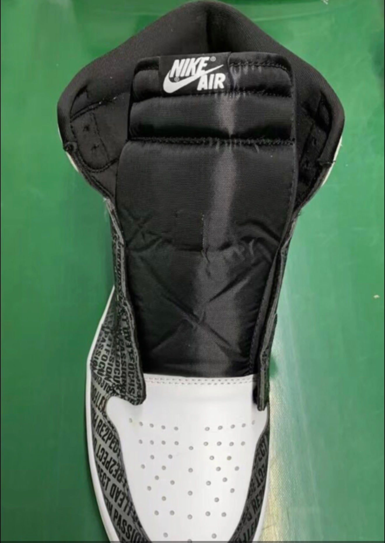 AJ1 AIR JORDAN 1 HIGH (WOMEN)