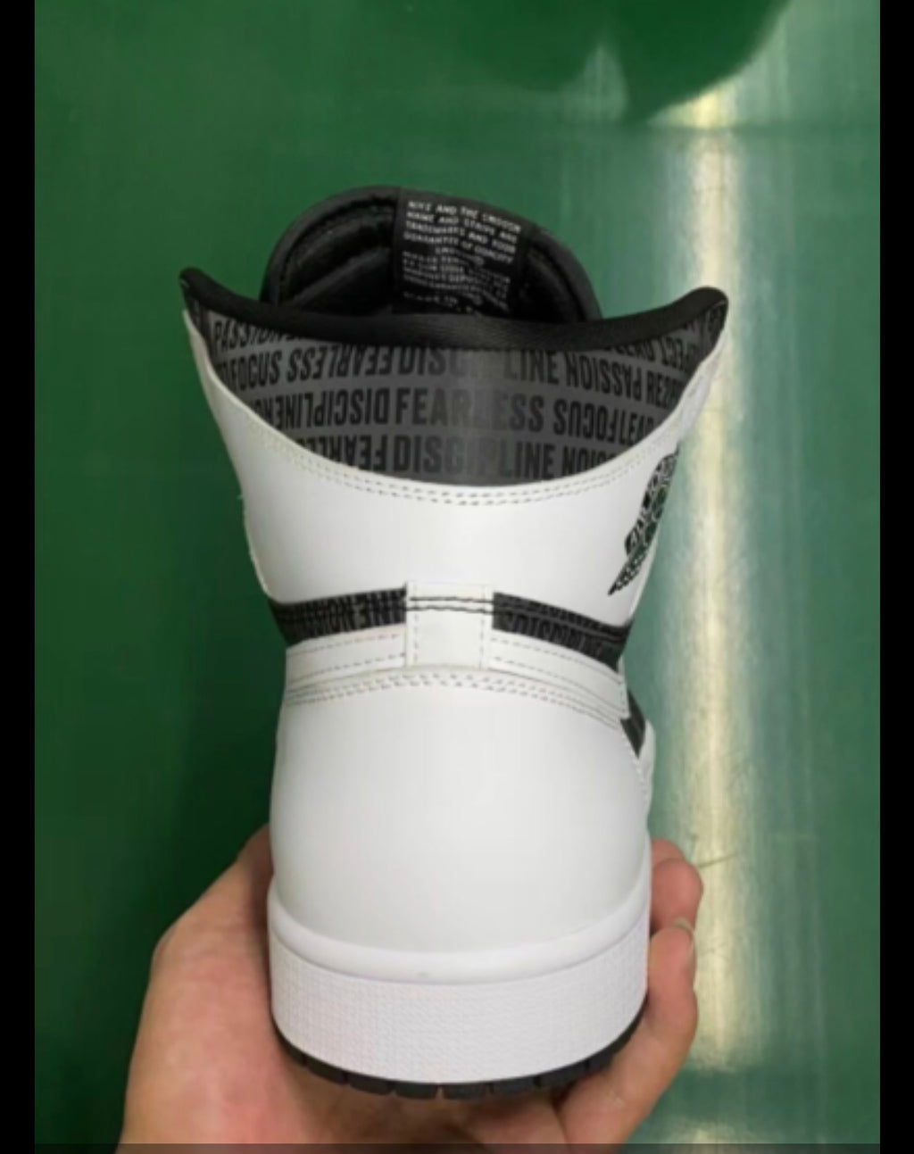 AJ1 AIR JORDAN 1 HIGH (WOMEN)