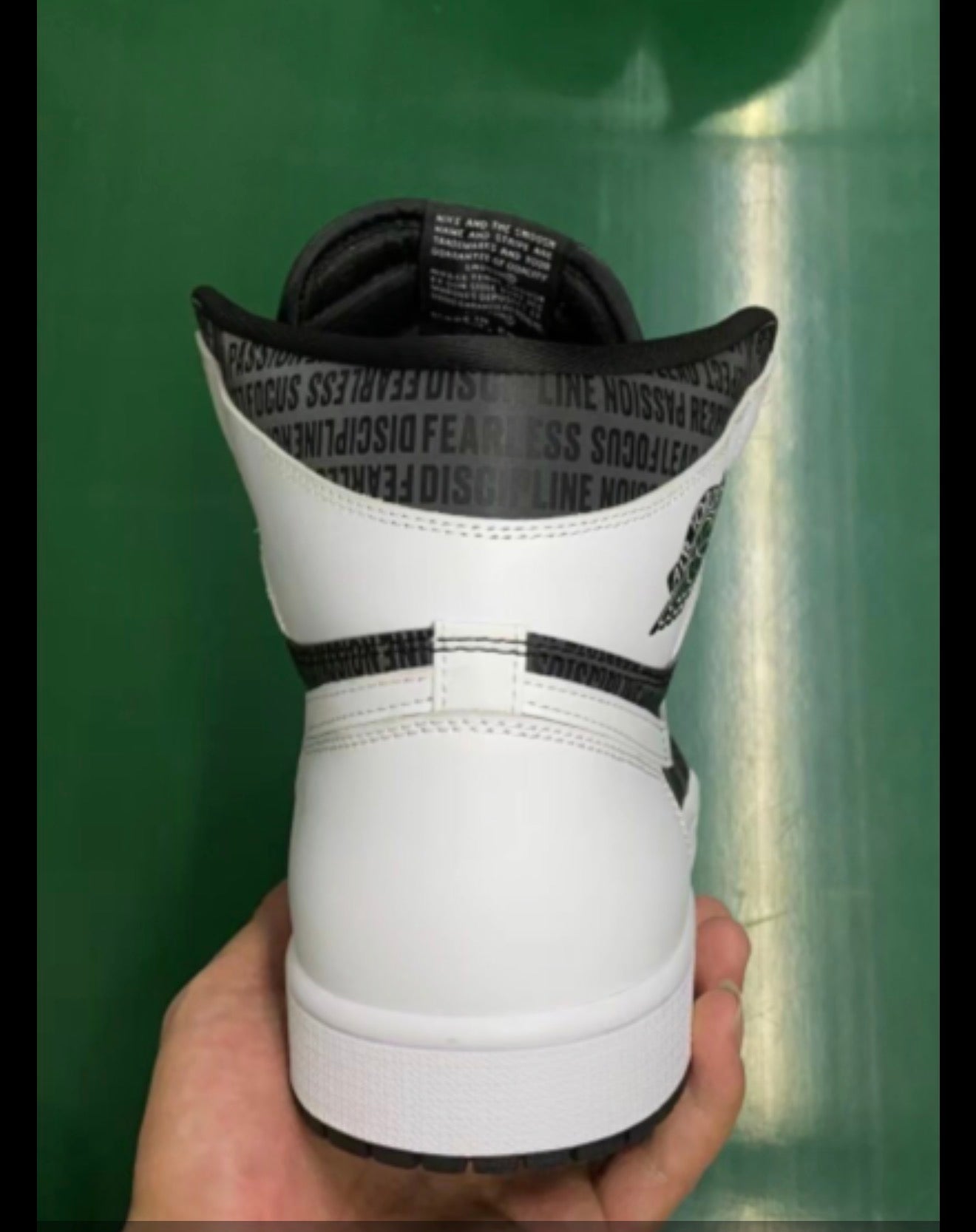 AJ1 AIR JORDAN 1 HIGH (WOMEN)