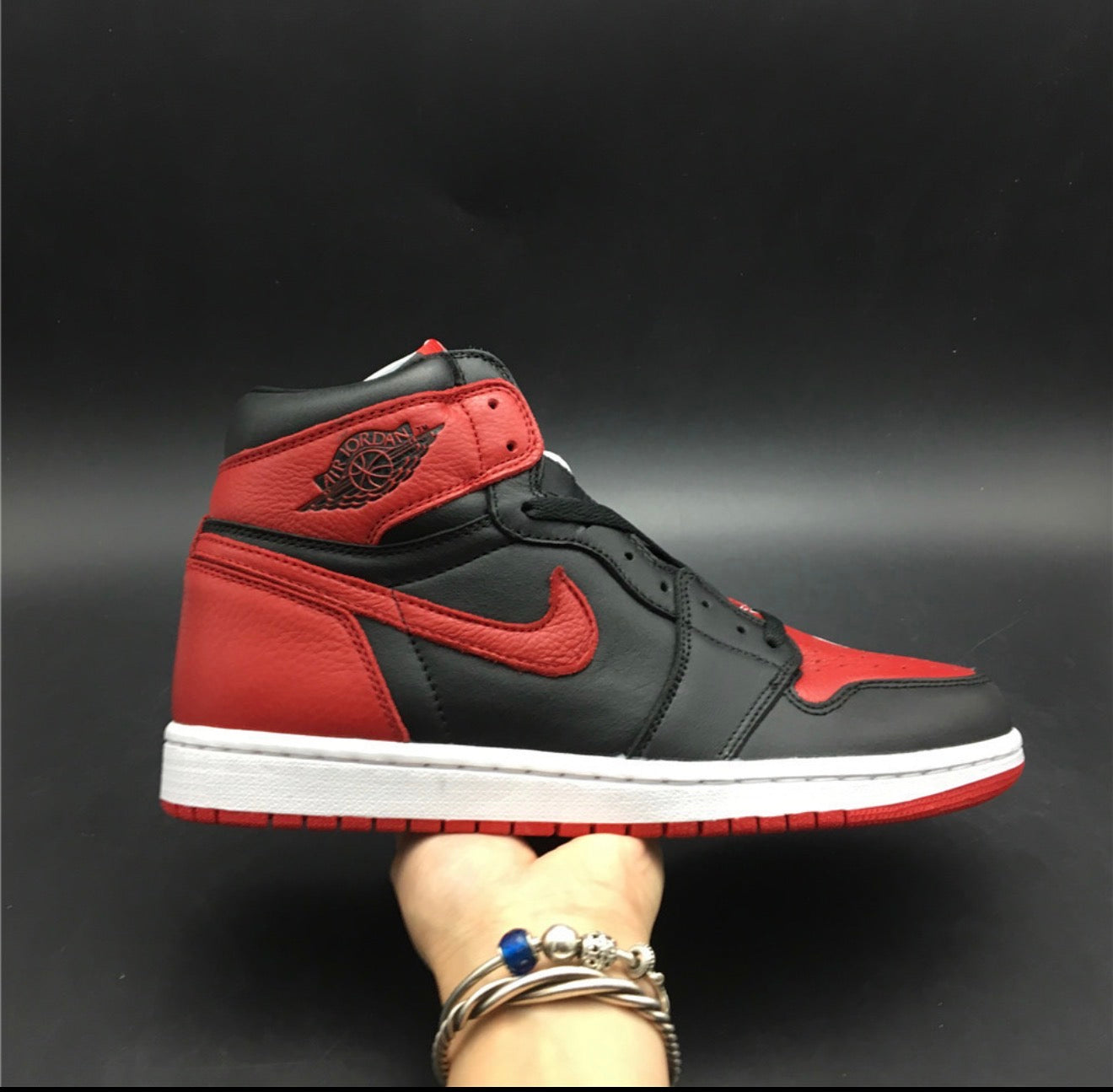 AJ1 AIR JORDAN 1 HIGH (WOMEN)