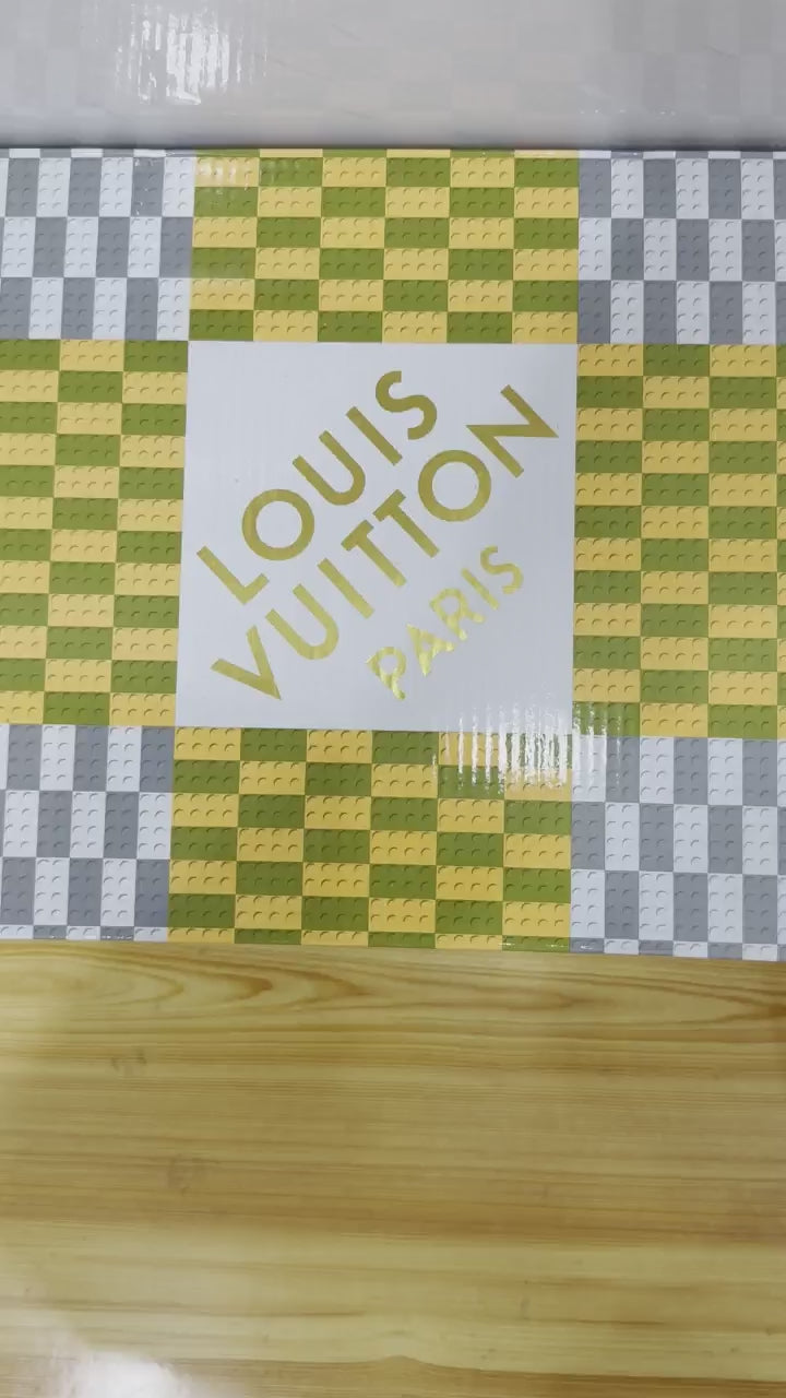 LOUIS VUITTON SNEAKERS (WOMEN)